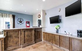 Rodeway Inn & Suites Port Arthur - Groves